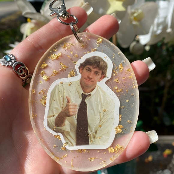 The Office Jim Halpert Thumbs Up & Gold Flakes Keychain Bag Charm Resin Art - Picture 5 of 8